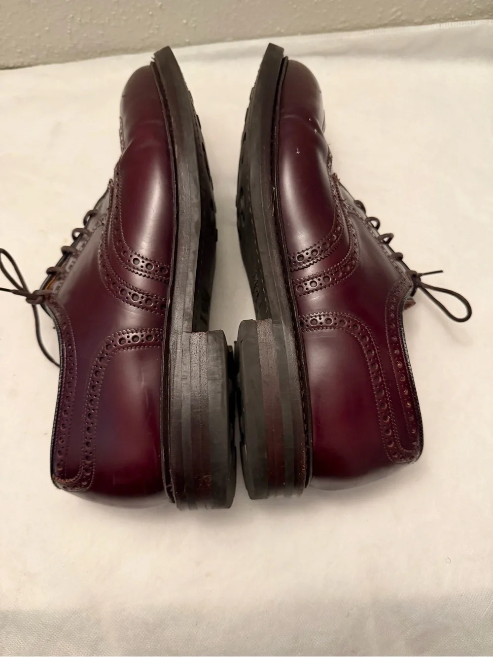 Classic Burgundy Leather Wingtip Oxfords, pre-owned, gently used